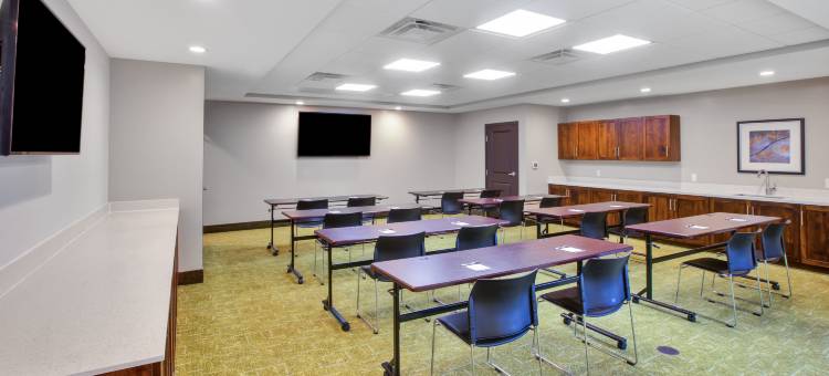 本顿港/圣约瑟夫河Staybridge套房酒店(Staybridge Suites Benton Harbor - ST. Joseph)图片