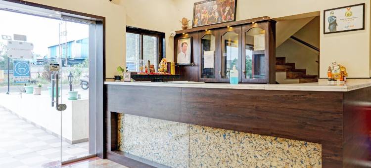 Collection O 82198 Hotel Karishma Palace图片
