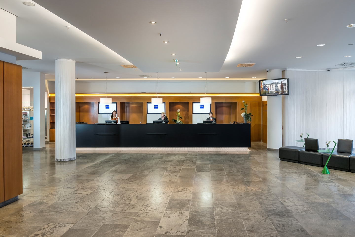 Dorint Kongresshotel Düsseldorf/Neuss Over view