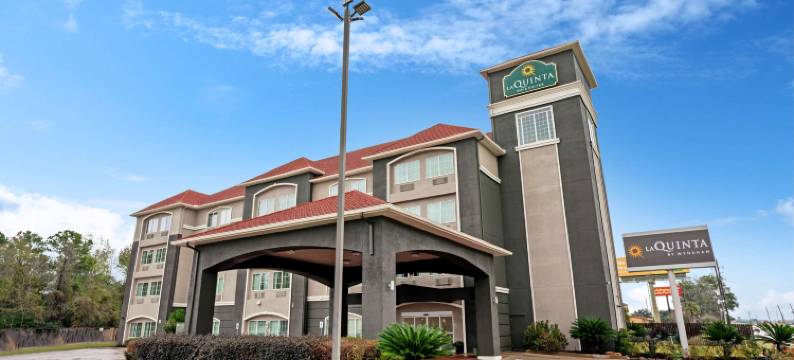 休斯顿玛格诺利亚拉昆塔温德姆套房酒店(La Quinta Inn & Suites by Wyndham Houston - Magnolia)图片
