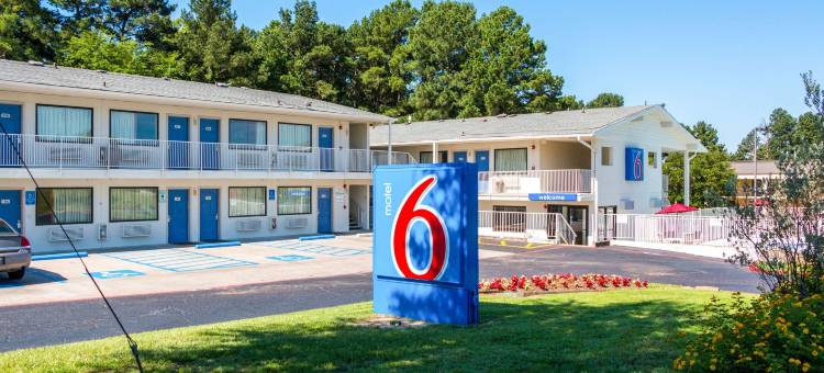 德克萨斯朗维尤 6 号汽车旅馆(Motel 6 Longview, TX)图片