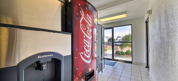 德克萨斯拉雷多 - 南 6 号汽车旅馆(Motel 6 Laredo, TX - South)图片