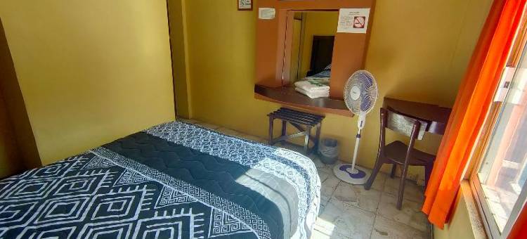 OYO 科隆酒店，双百广场，萨卡特卡斯中心(OYO Hotel Colón, Plaza Bicentenario, Zacatecas Centro)图片