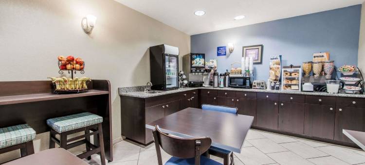 乔治敦麦客达套房酒店(Microtel Inn & Suites by Wyndham Georgetown)图片