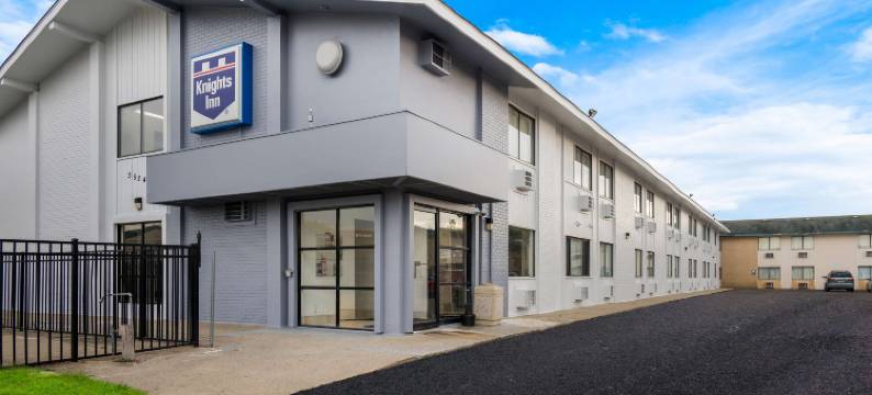 大急流城骑士酒店(Knights Inn Grand Rapids)图片