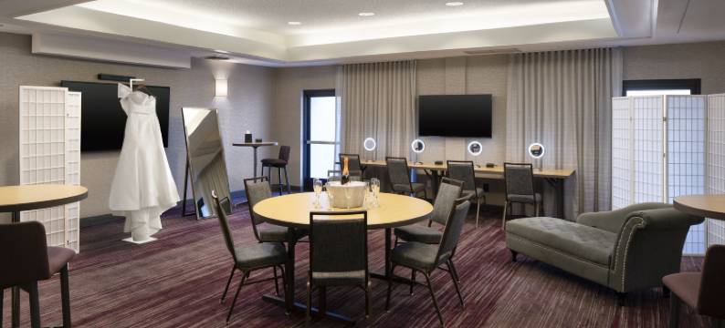 诺瓦托马林/索诺玛万怡酒店(Courtyard Novato Marin/Sonoma)图片