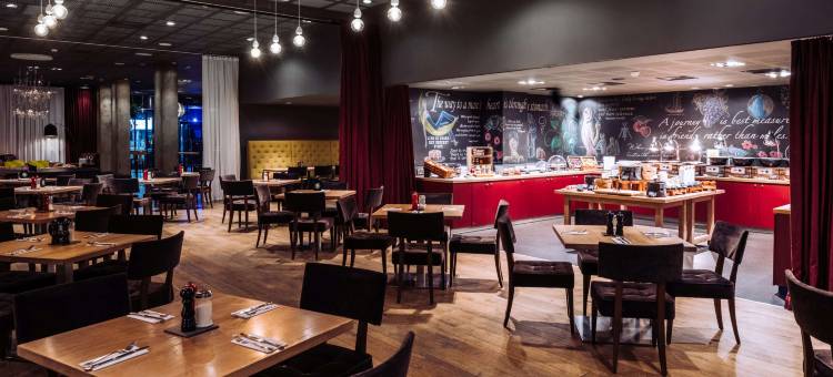 瑞丁贝尔特酒店(Pentahotel Reading)图片