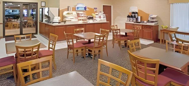 智选假日套房酒店曼西(MUNCIE PLACE HOTEL & SUITES by IHG)图片