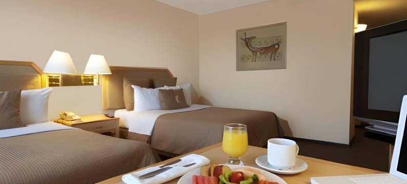 节日酒店快捷埃莫西约(Fiesta Inn Express Hermosillo)图片