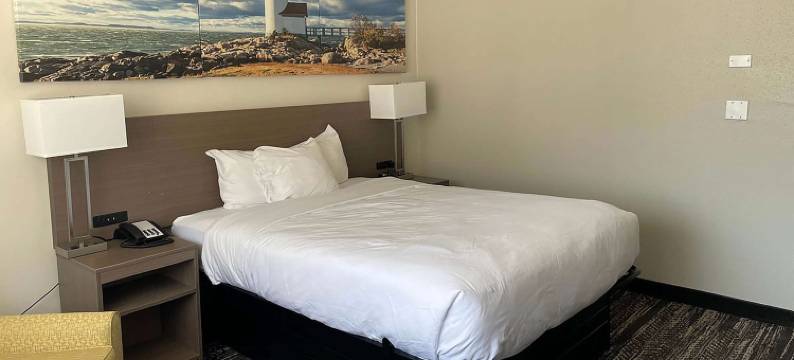 马尼托沃克戴斯酒店(Days Inn by Wyndham Manitowoc)图片