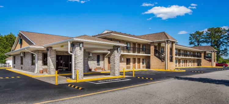 品质酒店及套房萨福克西(Quality Inn & Suites)图片