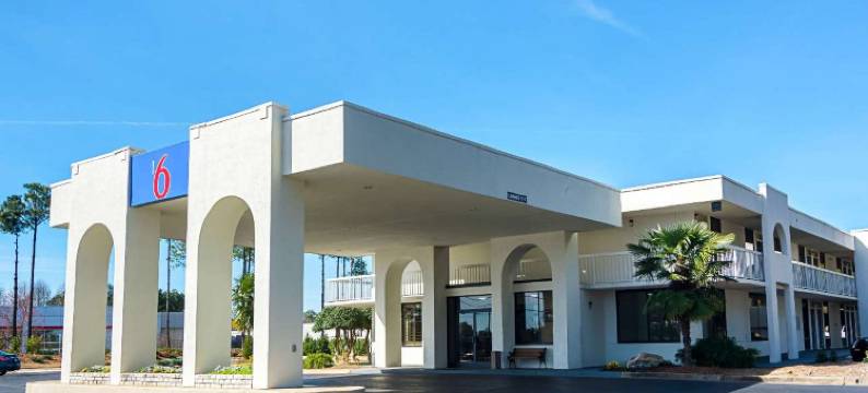 纽南6号汽车旅馆(Motel 6 Newnan, GA)图片