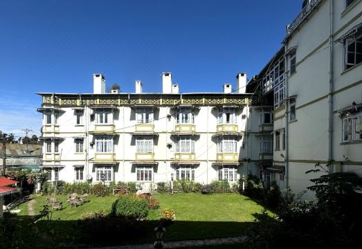 Pineridge Hotel Darjeeling Hotel Overview