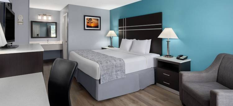 佐治亚洲不伦瑞克温德姆呗盟酒店(Baymont by Wyndham Brunswick GA)图片