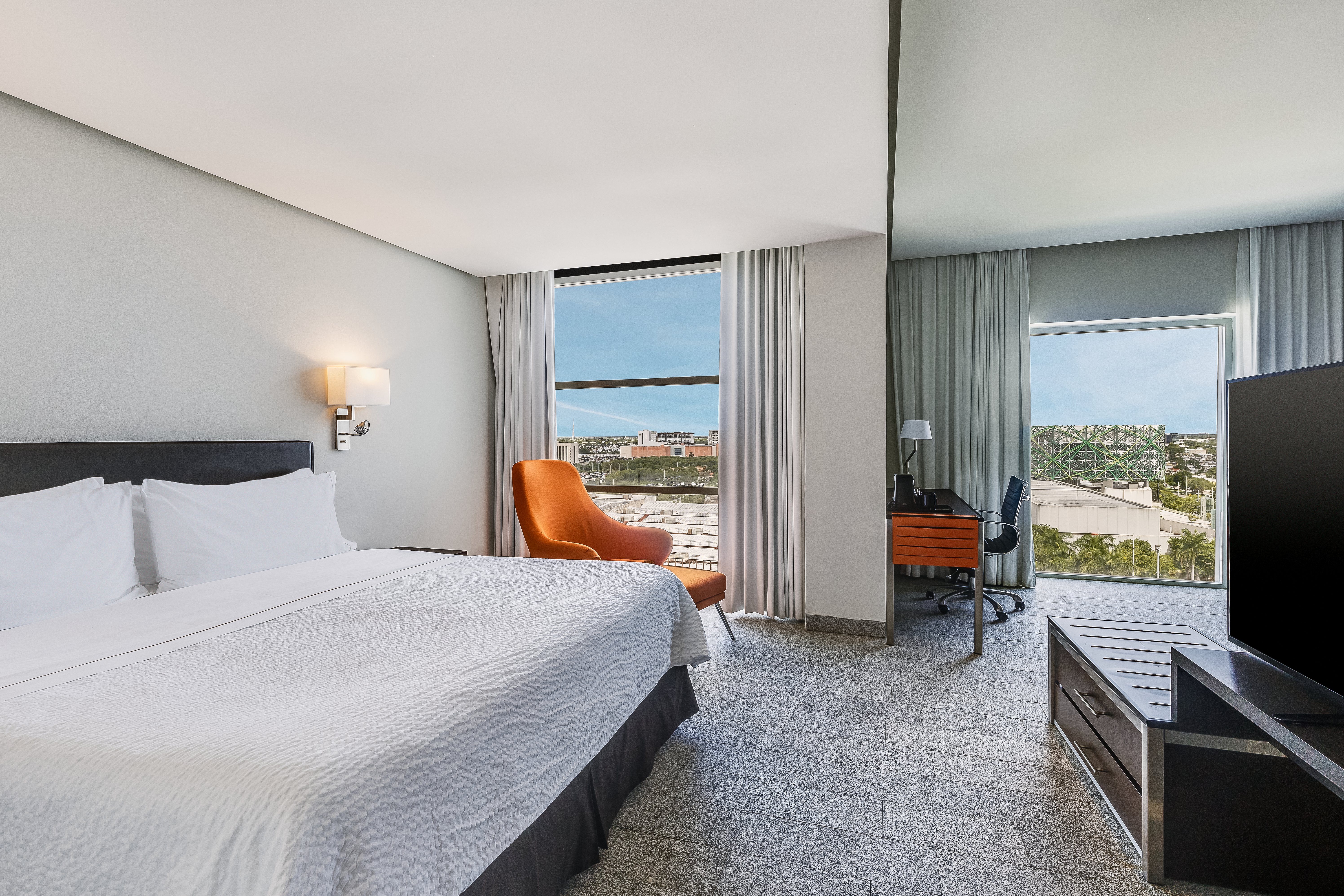 Fiesta Inn Merida Over view