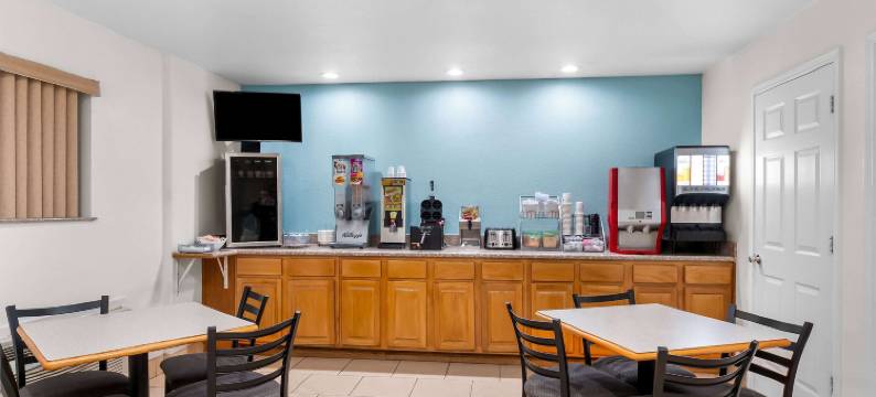 普莱森顿速8酒店(Super 8 by Wyndham Pleasanton)图片