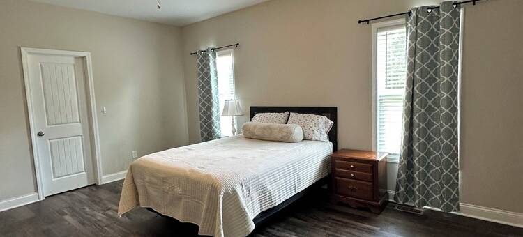 北卡加斯托尼亚格蕾丝·德拉尼度假. 迷人三卧室度假屋(Grace Delani Getaway. Charming 3 bedroom home located in Gastonia, NC.)图片