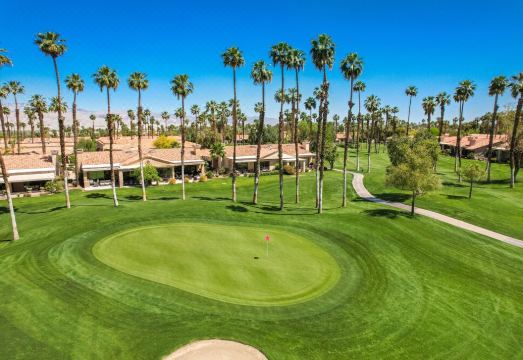 Beautiful Condo with Mountain & Sunset Views! Access to Tennis Courts & Pools! Hotel Overview