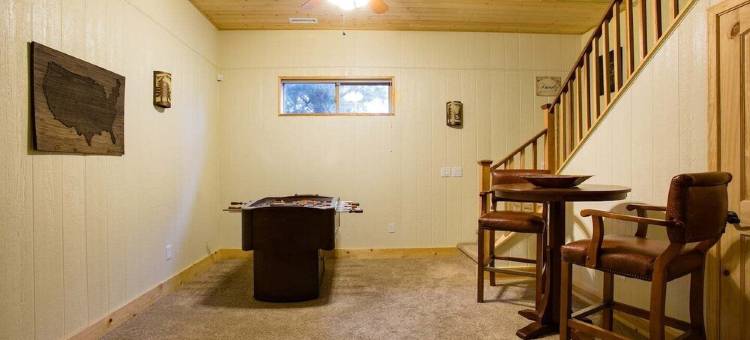 Spacious 4Br Cabin, Forest View Great Room • Game Room • 2 Acres • Near Prescott图片