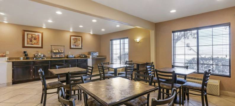 沙漠贝斯特韦斯特酒店(Best Western Desert Inn)图片