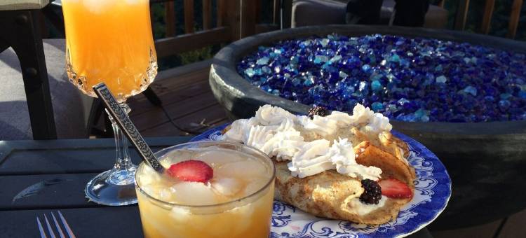 Luxury Mountain Cabin  overlooking Cascade Creek  7th nite FREE图片