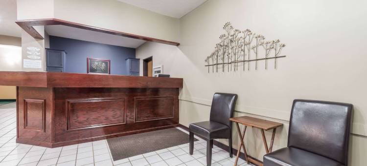 温德姆速8酒店-布卢明顿大学区(Super 8 by Wyndham Bloomington University Area)图片