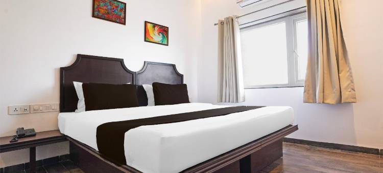 Super Townhouse Central Bazar Road Ramdaspeth图片