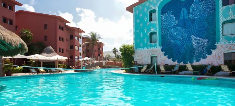 尼罗河坎昆酒店区塞丽娜酒店(Nílu Cancún Zona Hotelera by Selina)图片