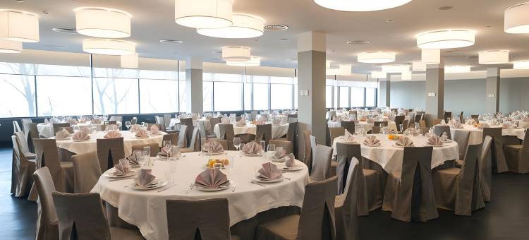 阿兹马特富拉迪沃斯托克酒店(Azimut Hotel Vladivostok)图片