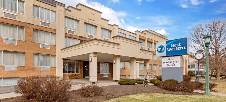 沃特敦鼓堡贝斯特韦斯特酒店(Best Western Watertown Fort Drum)图片