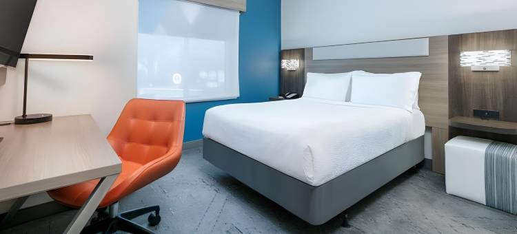 智选假日套房酒店达拉斯小牛队的中央公园东北(Holiday Inn Express & Suites Dallas Park Central Northeast)图片