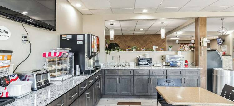 史密斯菲尔德/塞尔玛温德姆速 8 酒店(Super 8 by Wyndham Smithfield/Selma)图片