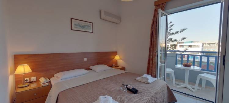 马里林纳酒店(Marirena Hotel)图片