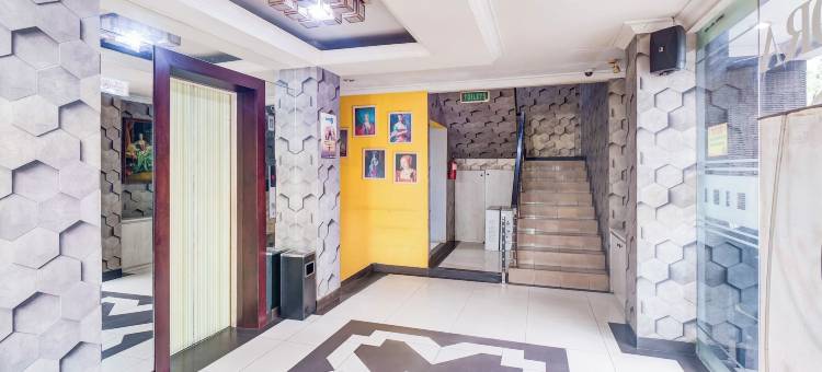 Collection O 芒果大酒店靠近芒果大站(Collection O Mangga Besar Near Mangga Besar Station)图片