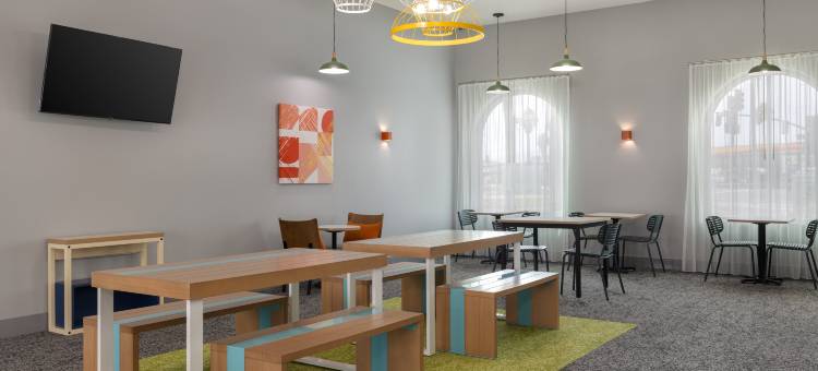 希尔顿Spark酒店 圣纳拉 I-5(Spark by Hilton Santa Nella)图片