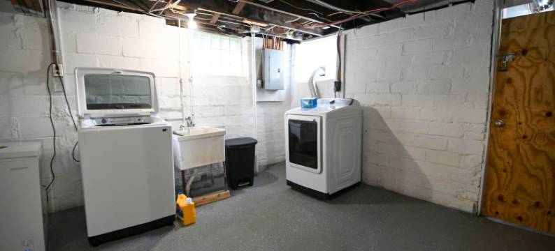 Sports Haven with Foosball and Basketball - Amazing Themed Escape图片