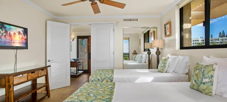 Spacious Kitchen and Stunning Ocean Views - Elegant Top-Floor Sanctuary图片