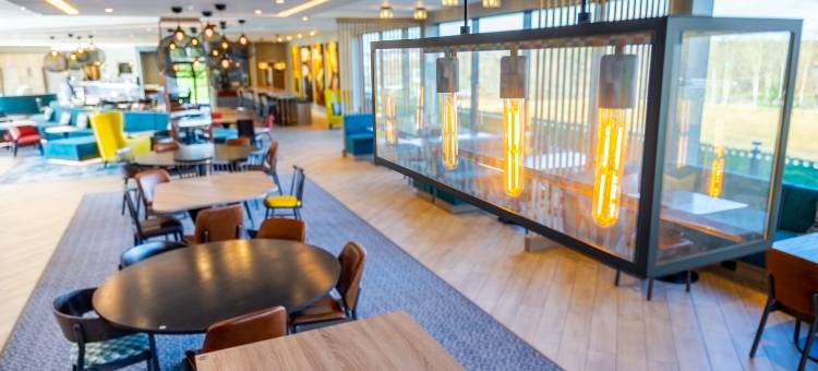 布莱克本希尔顿欢朋酒店(Hampton by Hilton Blackburn)图片