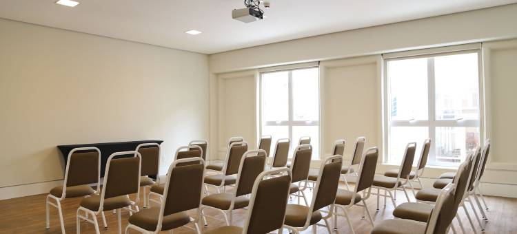 多姆佩德罗维多利亚快捷酒店(Vitória Hotel Express Dom Pedro)图片