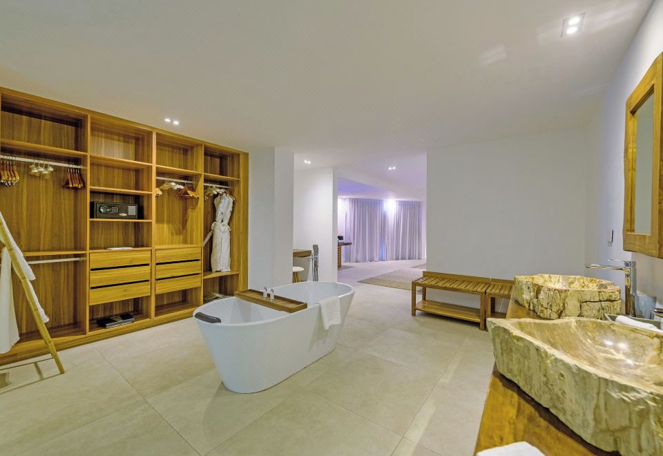 Cape Racha Sriracha Over view