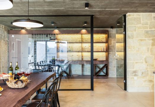 Villa Aori Hotel Overview