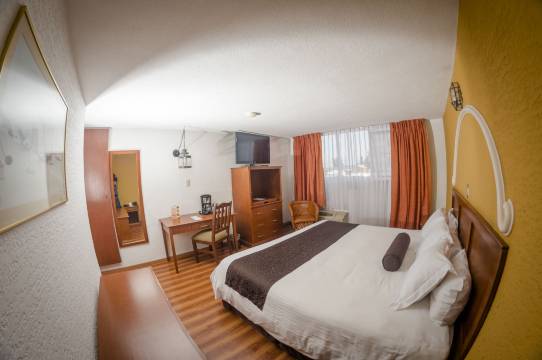 卡勒里拉莫雷利亚豪生国际酒店(Howard Johnson by Wyndham Morelia Calle Real)