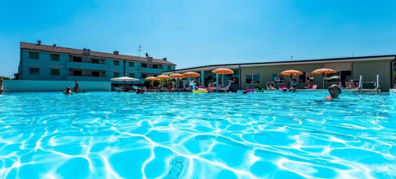 长滩村住宅酒店(Long Beach Village Residence on the Sea with Private Beach Included)图片