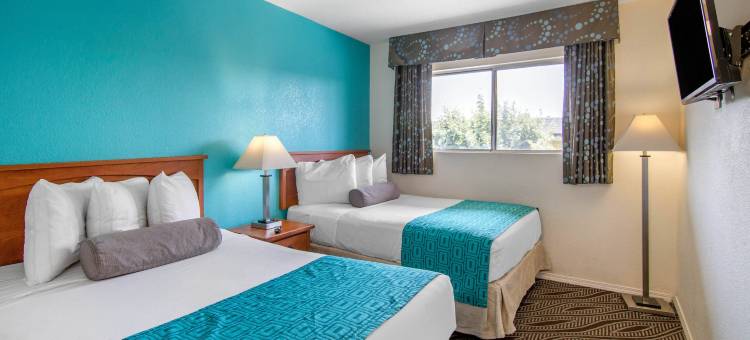 温德姆豪生套房-圣地亚哥丘拉维斯塔/海湾区(Howard Johnson Suites by Wyndham San Diego Chula Vista/BayFt)图片