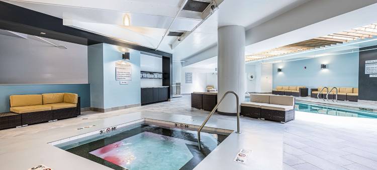 印第安纳波利斯市中心希尔顿安泊酒店(Embassy Suites by Hilton Indianapolis Downtown)图片