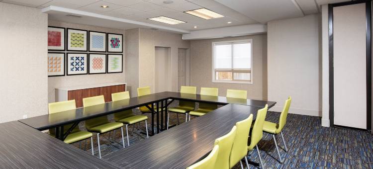 智选假日套房大草原城 IHG酒店(Holiday Inn Express & Suites Grande Prairie, an IHG Hotel)图片