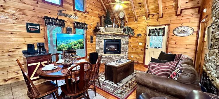 小溪湾观景(Cove Creek Overlook - Secluded Mountain Retreat with Stunning Views)图片
