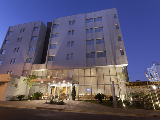 圣卡洛斯马克林套房