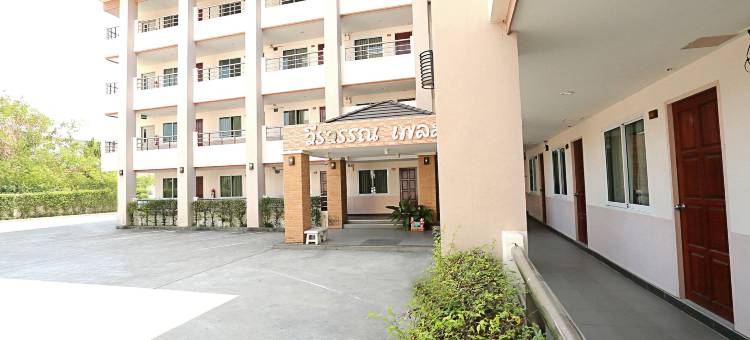 维拉湾广场酒店(Weerawan Place)图片