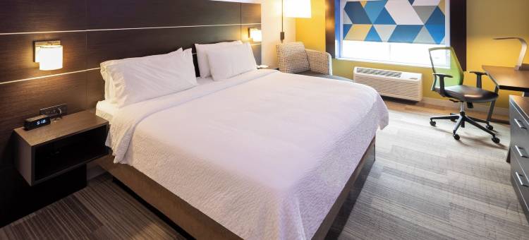 智选假日套房酒店-芝加哥西/圣查尔斯(Holiday Inn Express & Suites Chicago West - ST Charles)图片